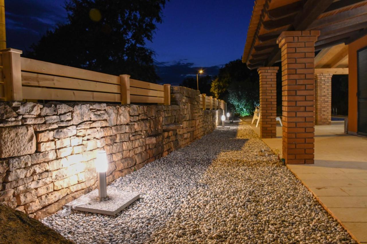 Villa Ariya Villa